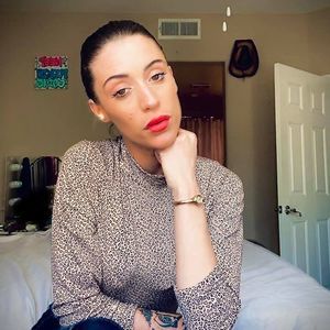 Meet your Posher, Becca